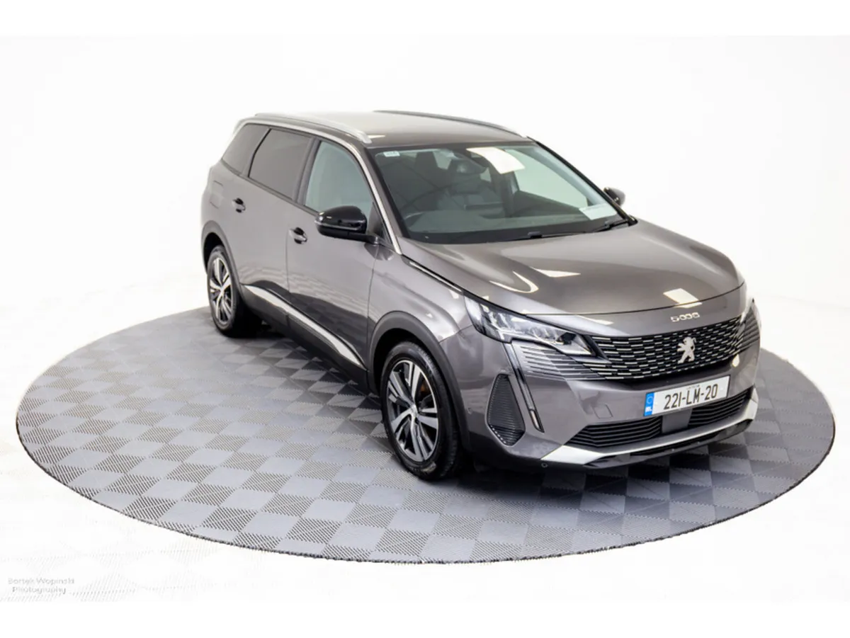 Peugeot 5008 Allure 1.5 Diesel 130HP - 7 Seats - Image 1