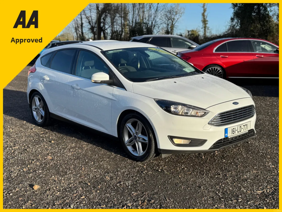 Ford Focus 1.5 TDCI ZETEC 120PS 5DR - Image 2