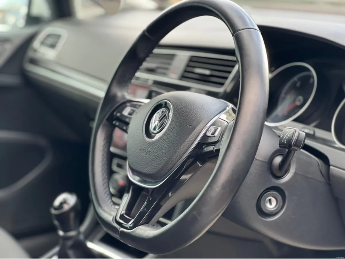 Volkswagen Golf 1.6 TDI GT BLUEMOTION 115PS 5DR - Image 4