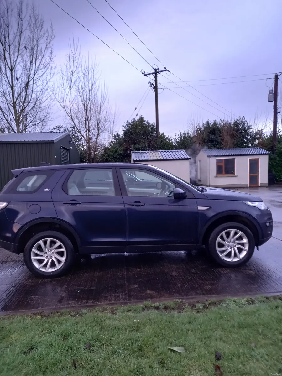 2019 Land Rover Discovery Sport 2L Diesel - Image 4