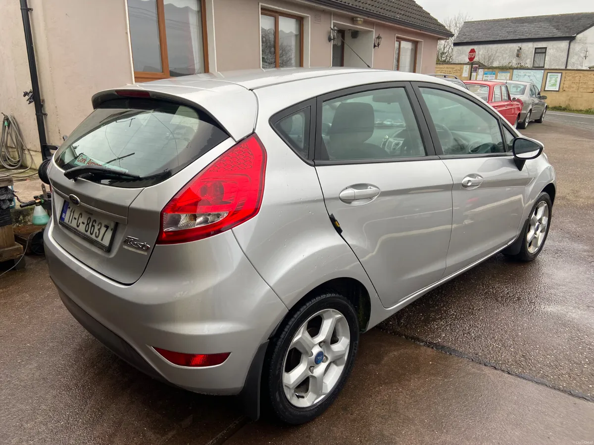 Ford Fiesta 2011. Nct 04/27 - Image 1