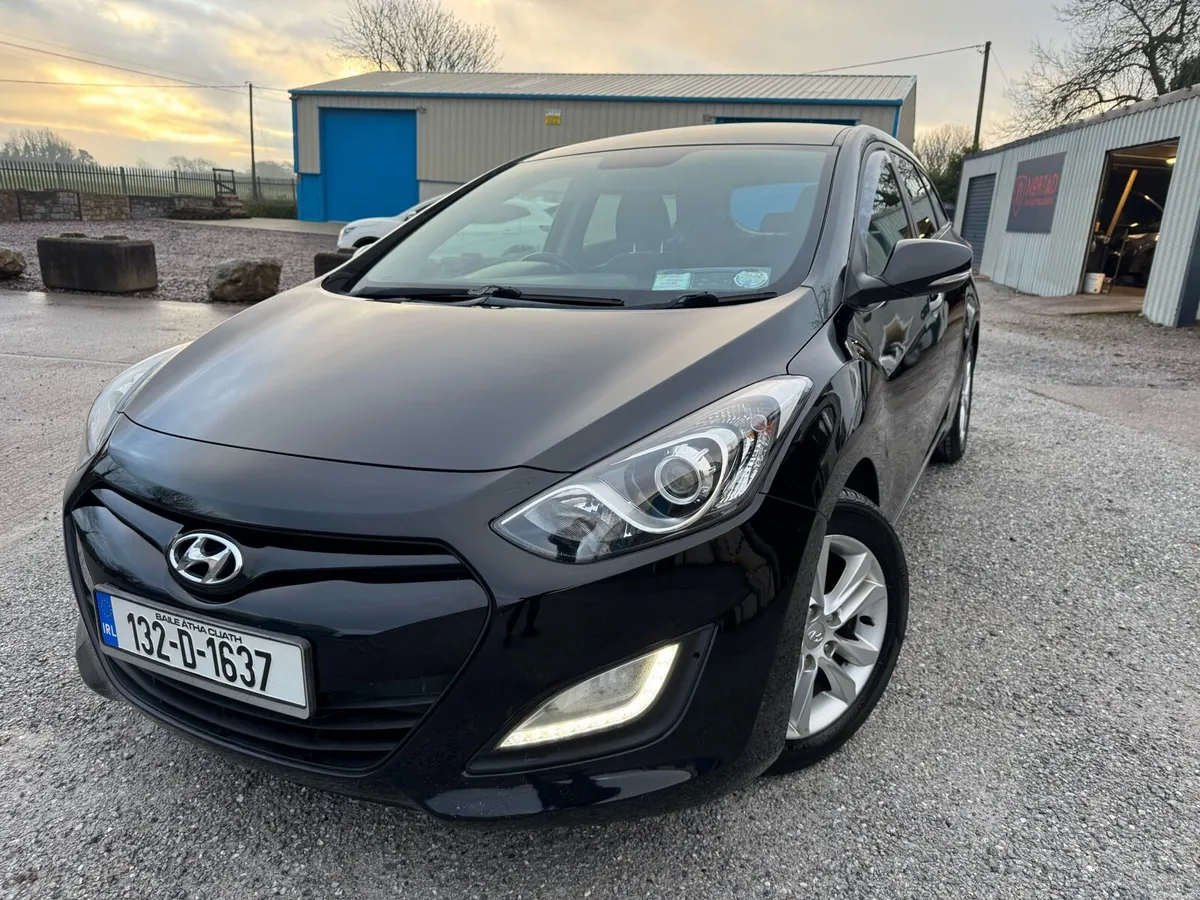 13 Hyundai I30 New Nct - Image 2