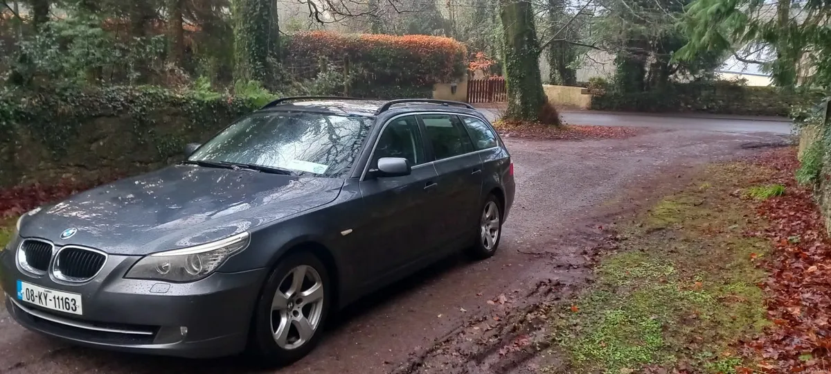 BMW 5-Series 2008 - Image 2