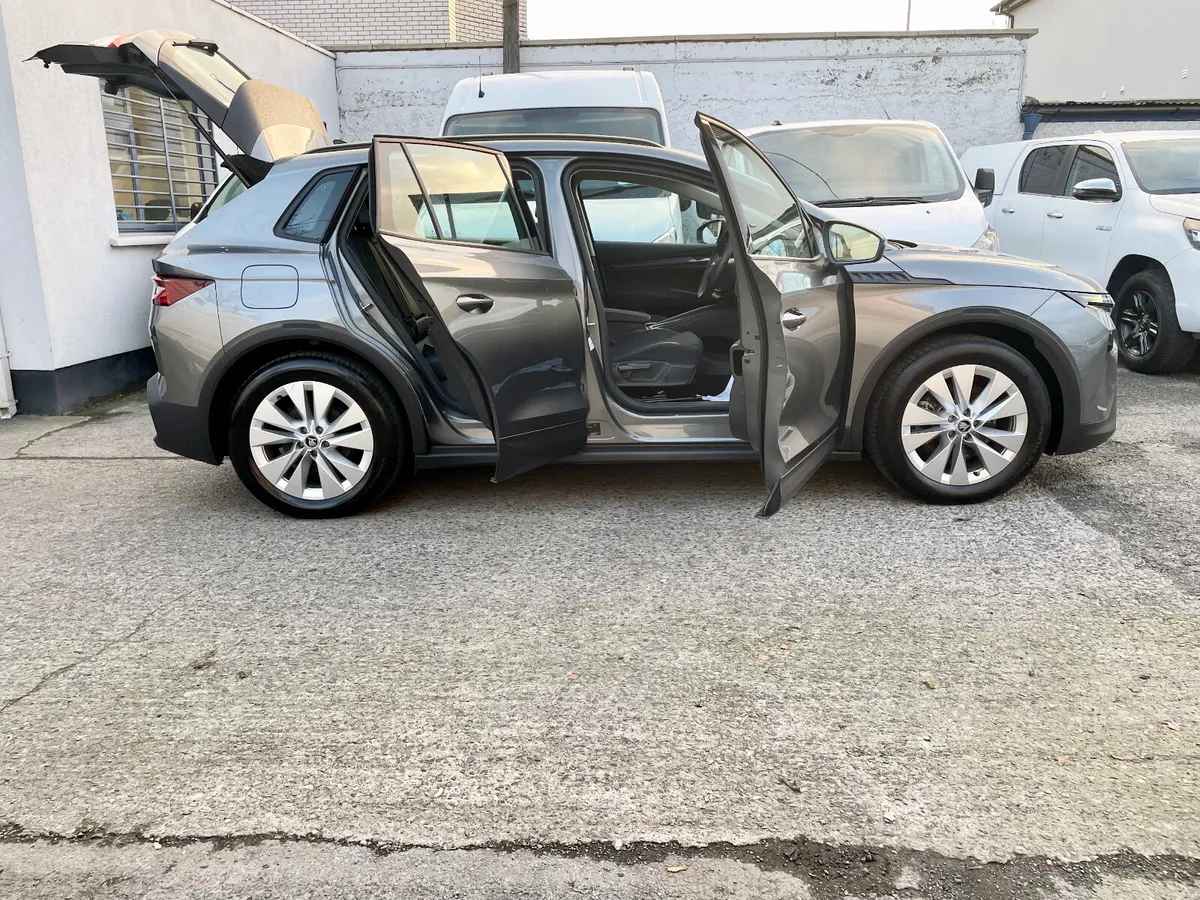 Skoda Elroq SE 50 Fully Electric Auto 5Dr,2025 - Image 3