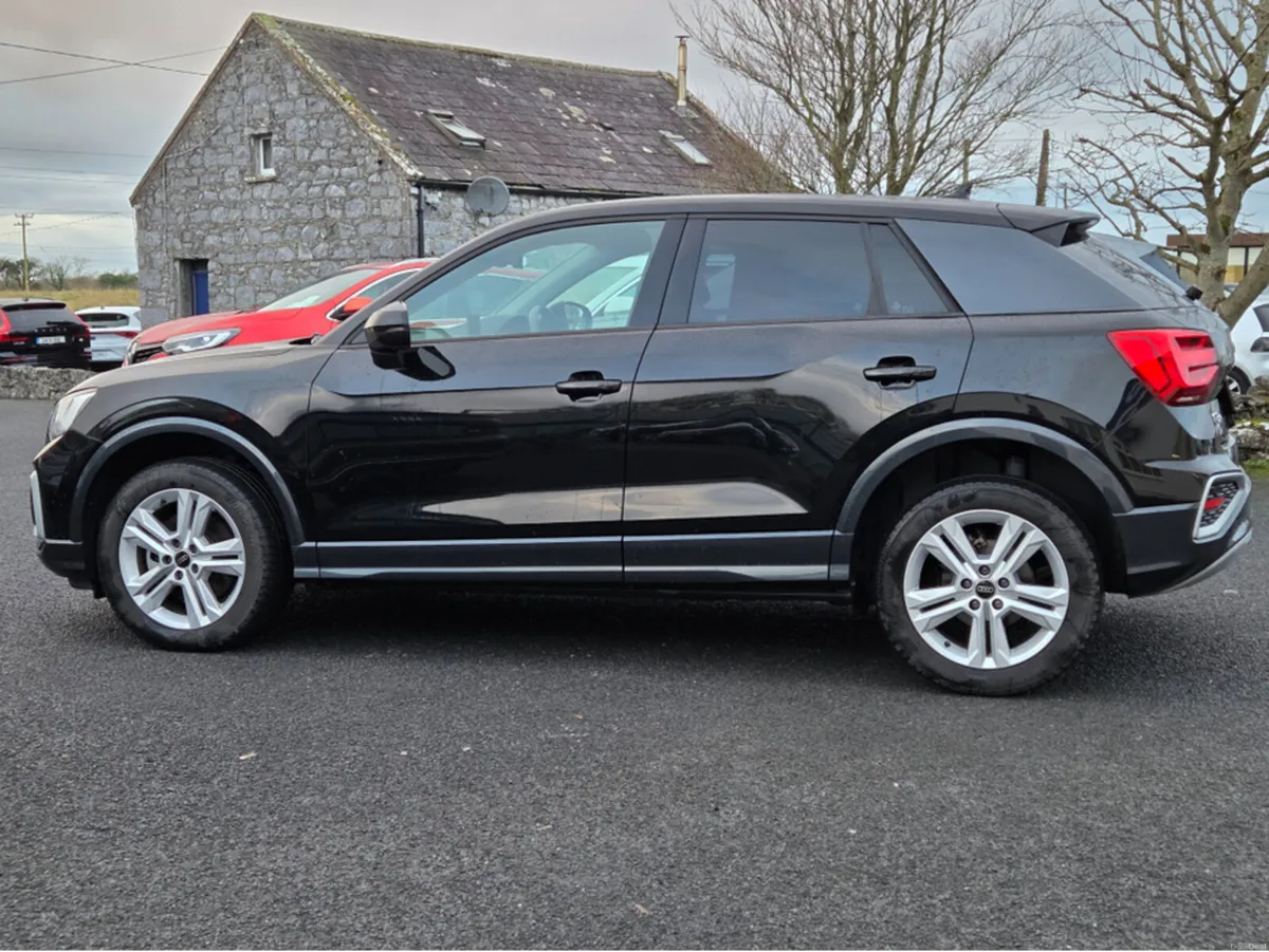 Audi Q2 Audi Q2 SE AUTOMATIC Diesel - Image 2