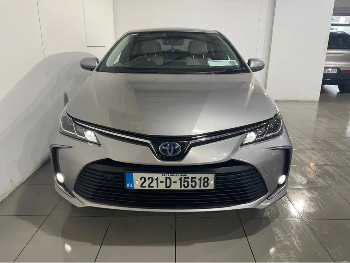 Toyota Corolla HYBRID SOL SALOON 4DR FULL SERVICE - Image 2