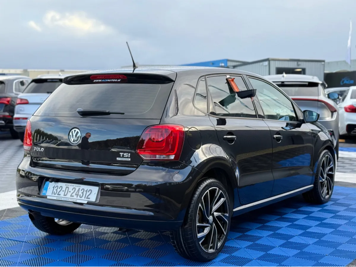 Volkswagen Polo HIGHLINE - 1.2 PETROL - AUTOMATIC - Image 4