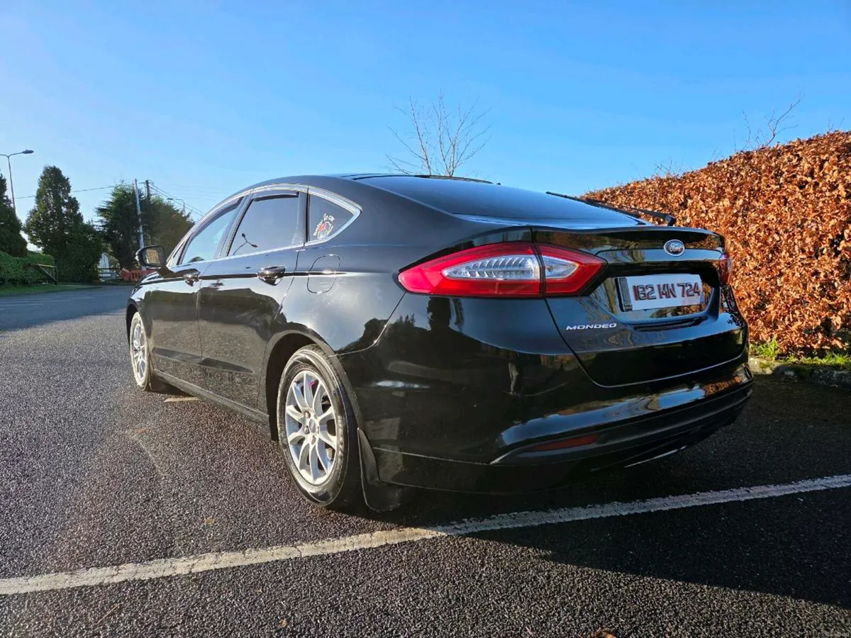 182 Ford Mondeo Zetec (Bargain) - Image 3