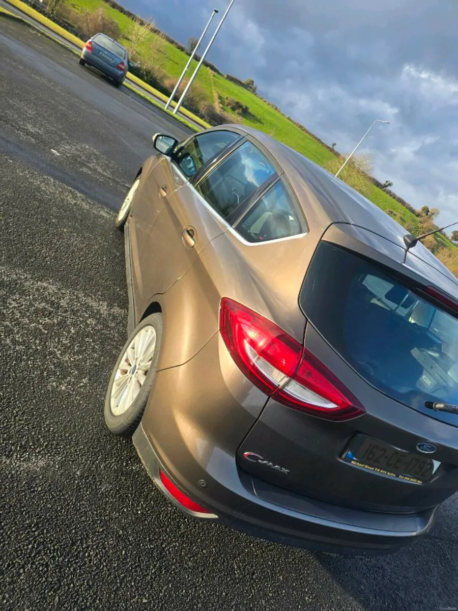 162 Ford CMax - Image 2