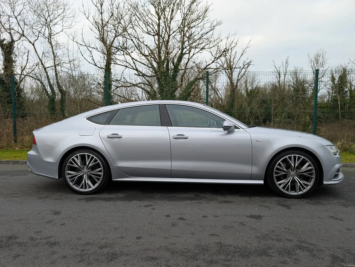 2017 Audi A7 Sportback S-Line Ultra - Image 2