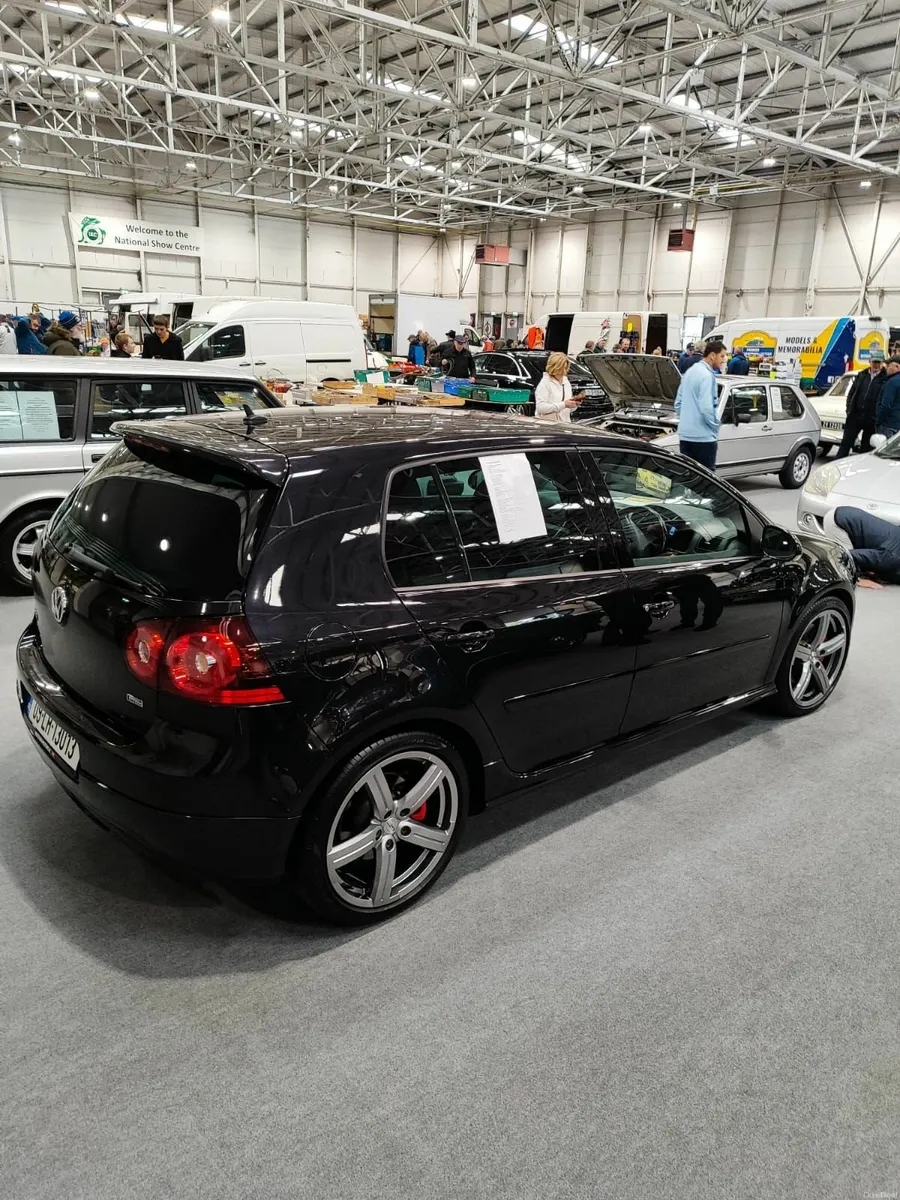 Showroom cond. VW Golf Mk5 Pirelli edition - Image 3