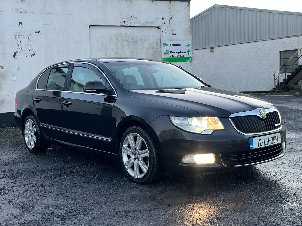 2012 SKODA SUPERB 1.6 TDI ELEGANCE - Image 1