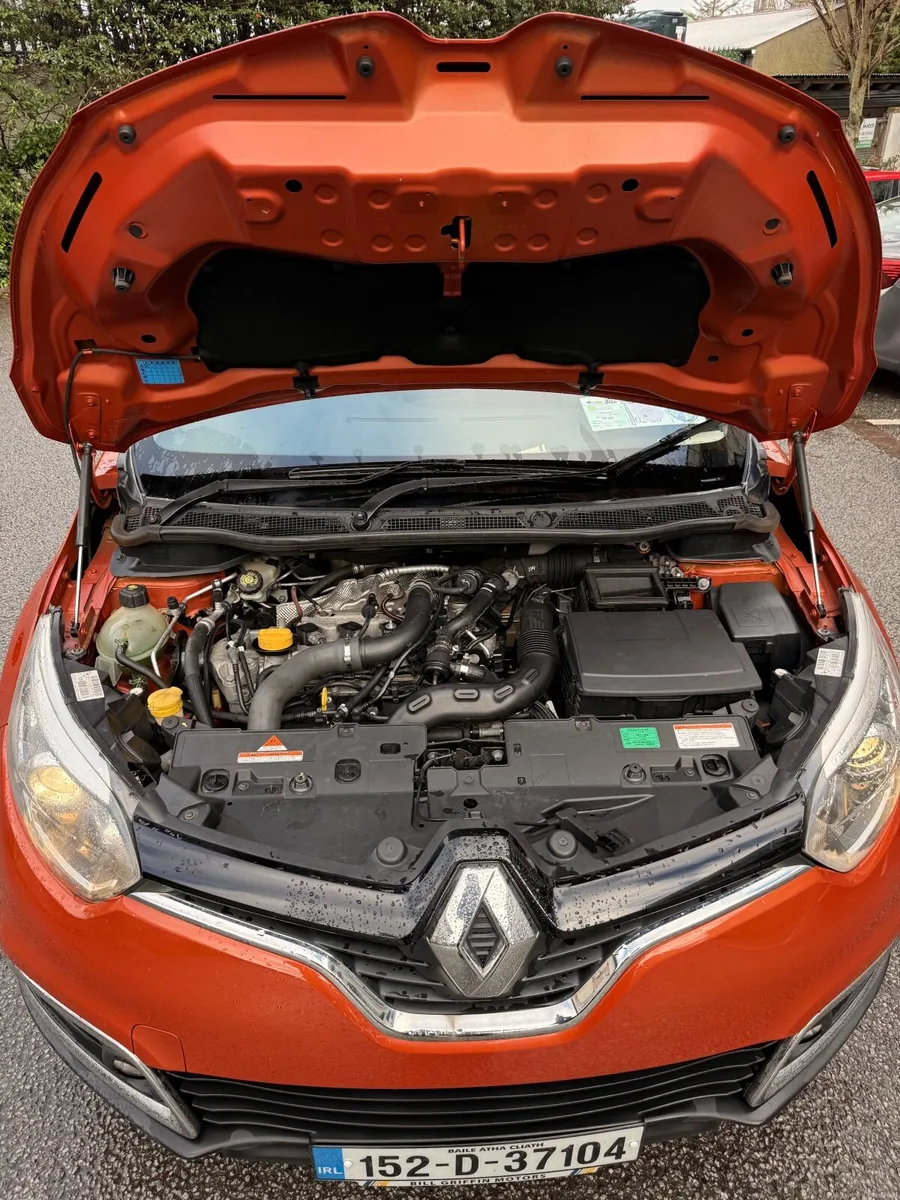 PRICE 8500//Renault Captur Automatic high spec - Image 4
