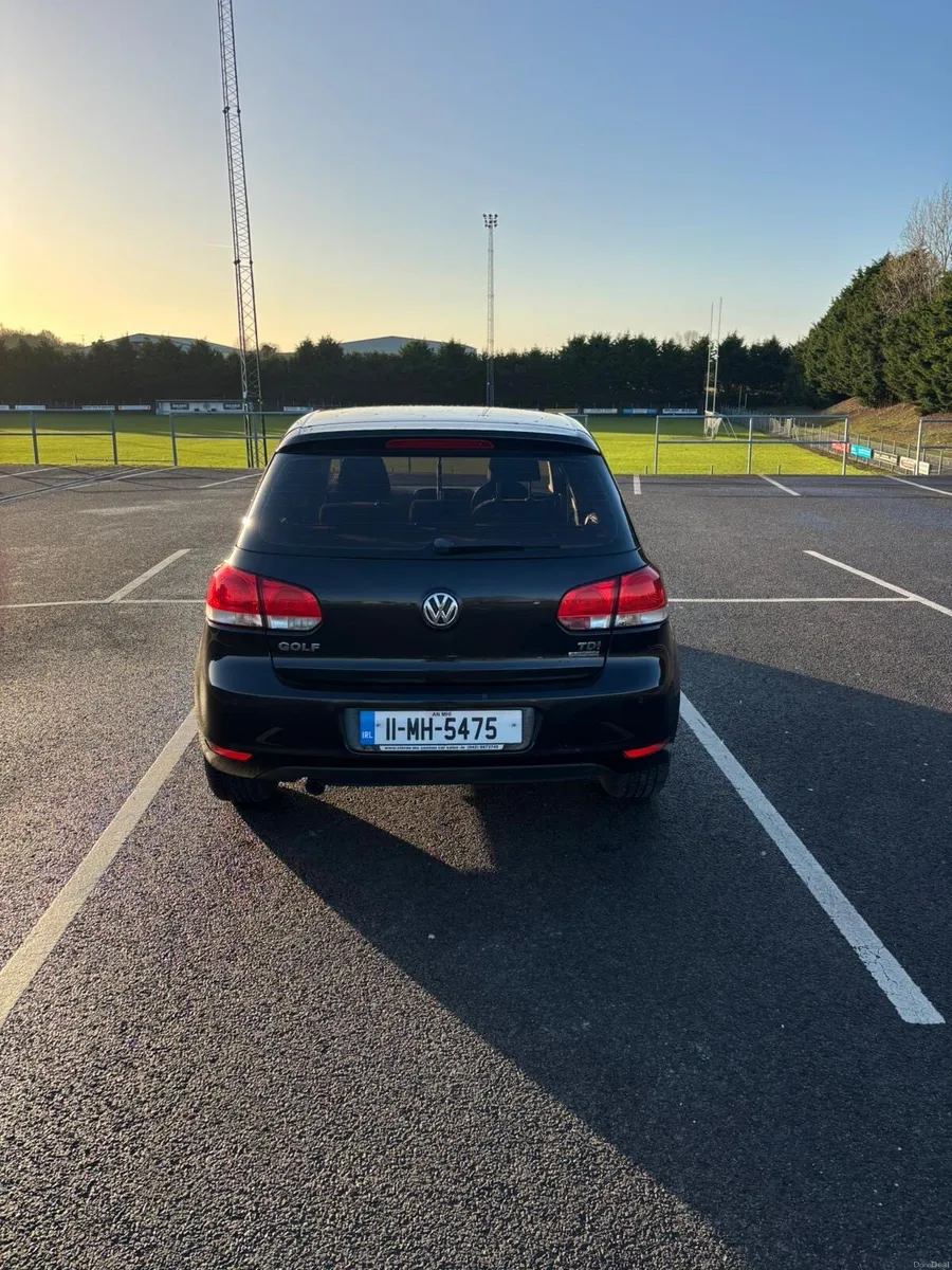 2011 Volkswagen Golf 1.6 TDI Manual - Image 1
