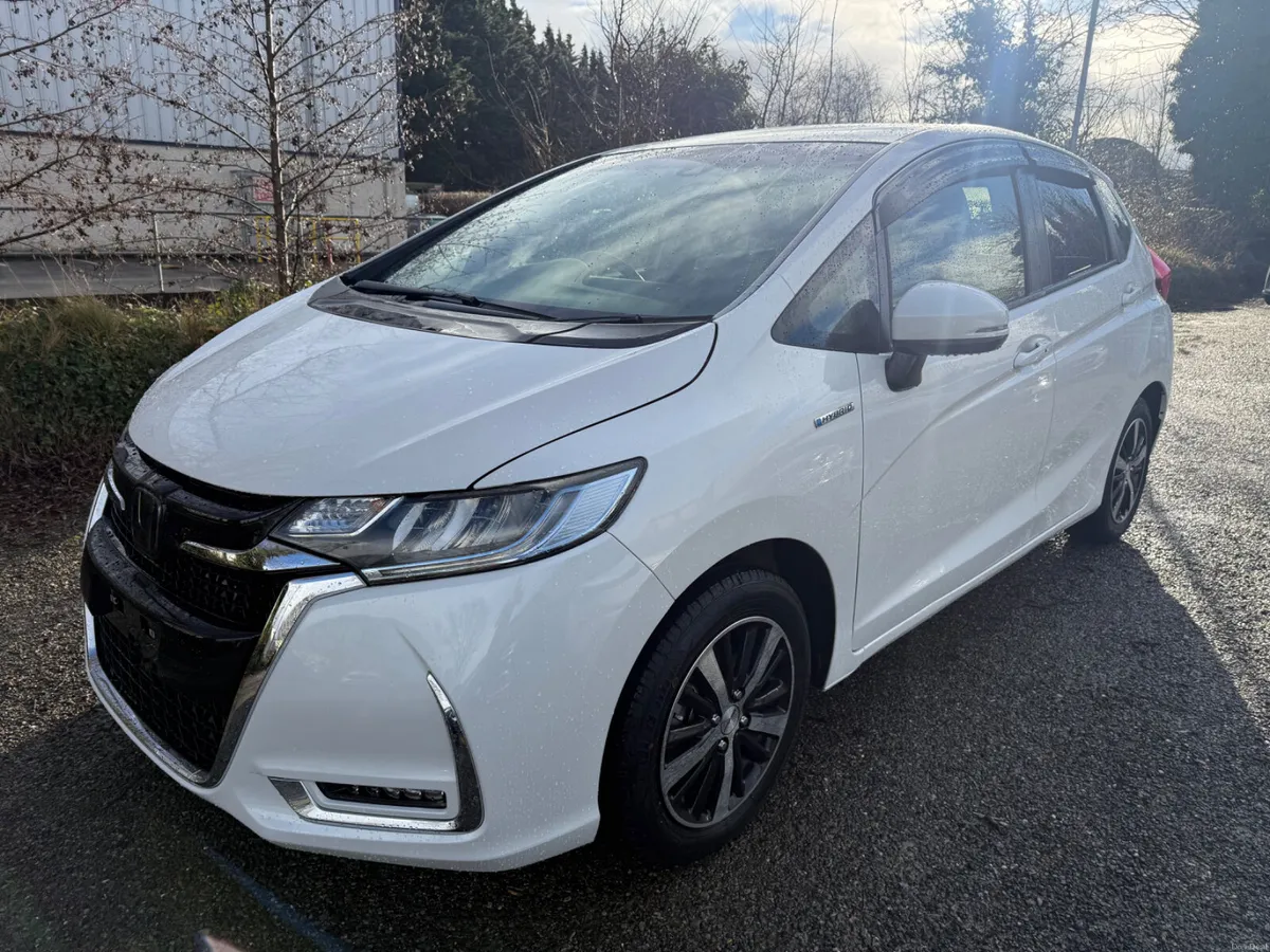 Honda Fit best spec!65000km!!! - Image 2