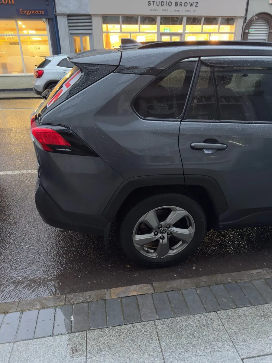 Toyota Rav4 - Image 4