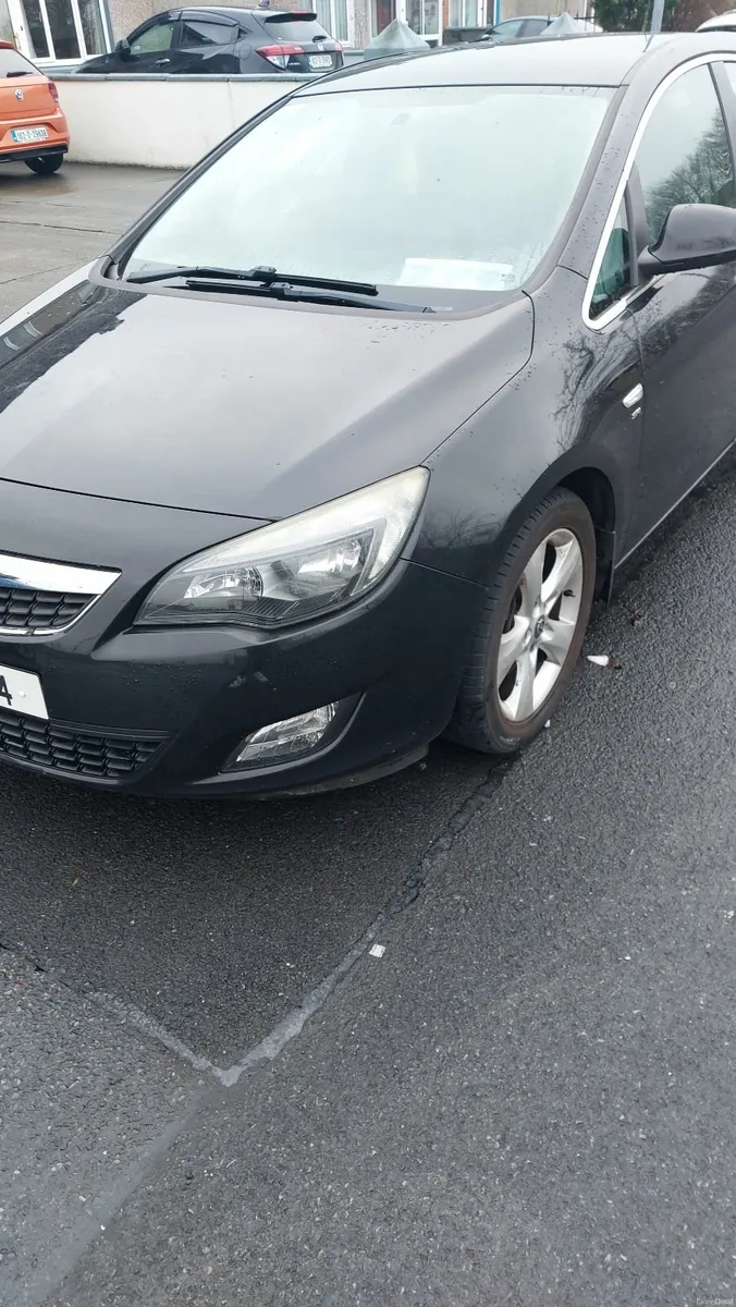 Opel Astra 2012 - Image 3