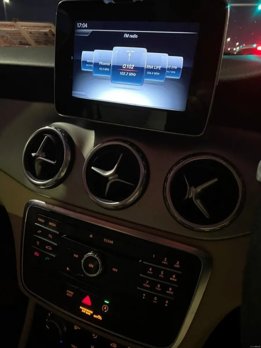 Mercedes-Benz GLA 2017 - Image 2