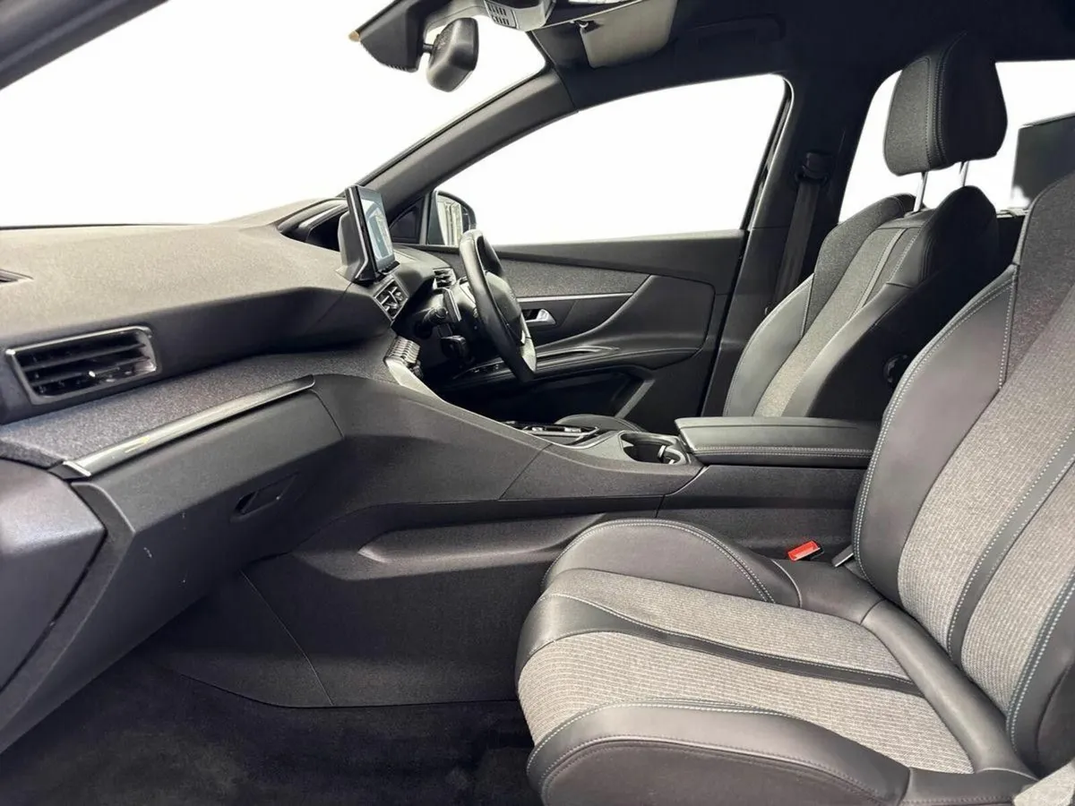 Peugeot 5008 1.5HDI ALLURE *AUTO* €100 PER WEEK ON - Image 3