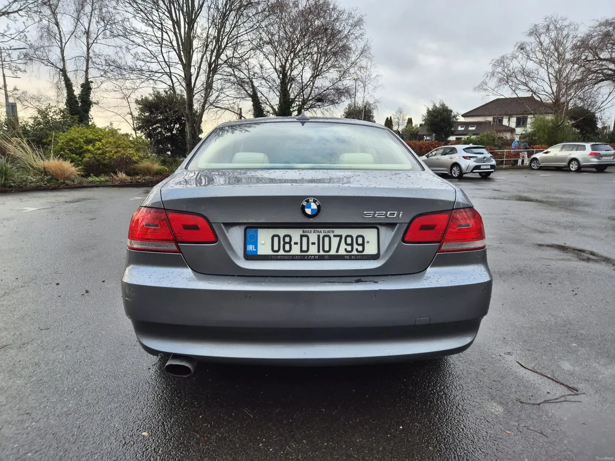 BMW 3-Series 2008 320i SE Automatic - Image 4