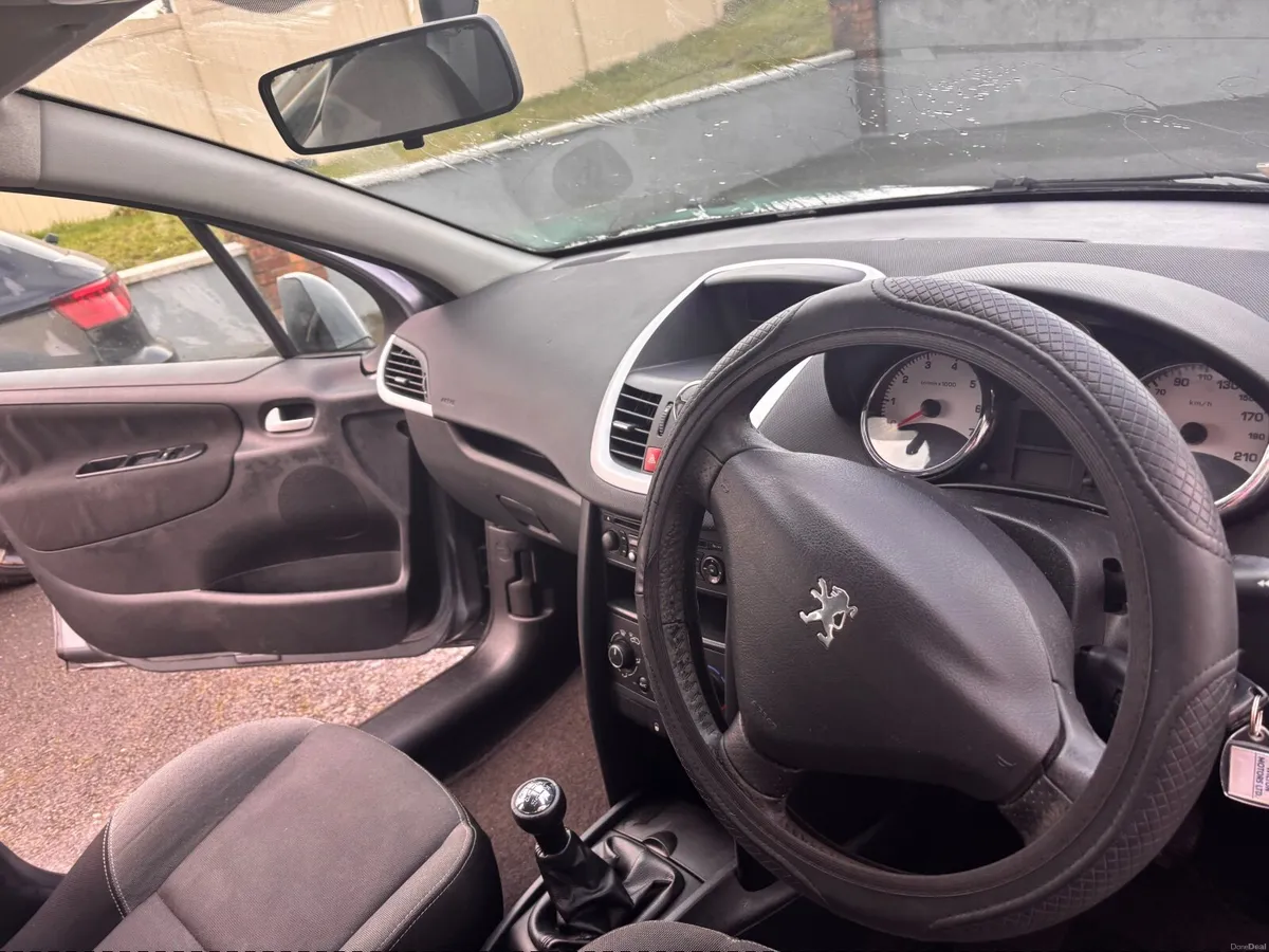 Peugeot 207 (2011) for sale - Image 4