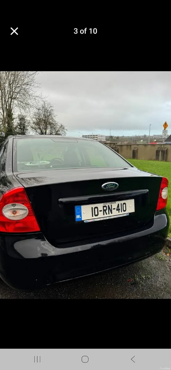 Ford Focus 2010 - Image 2
