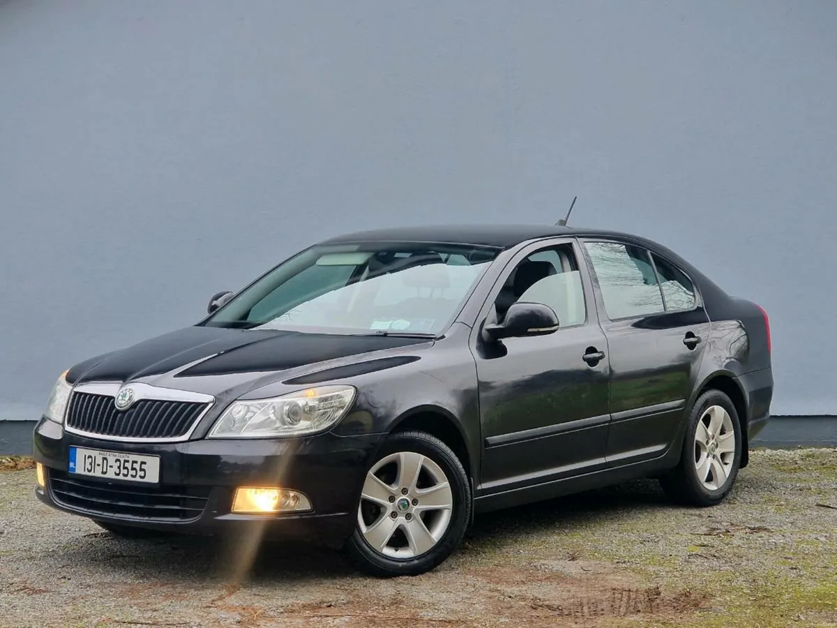2013 SKODA OCTAVIA ELEGANCE LOW MILEAGE - Image 3