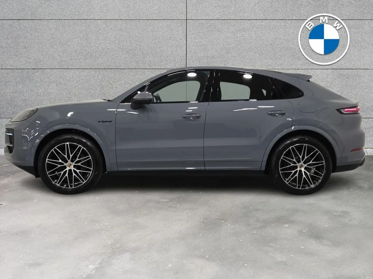 Porsche Cayenne Cayenne V6 E-Hybrid Auto Coupe - Image 4