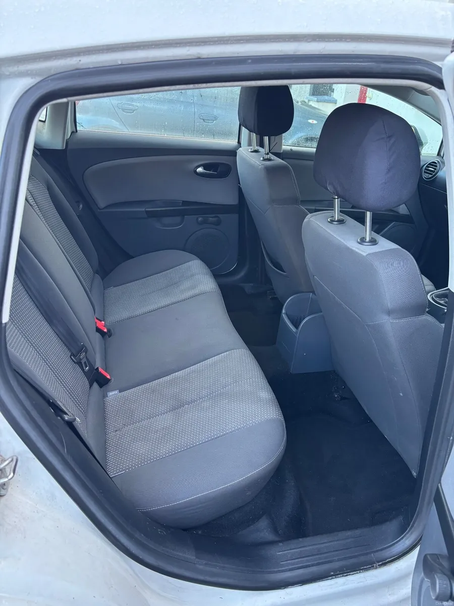 SEAT Leon 2010 - Image 4