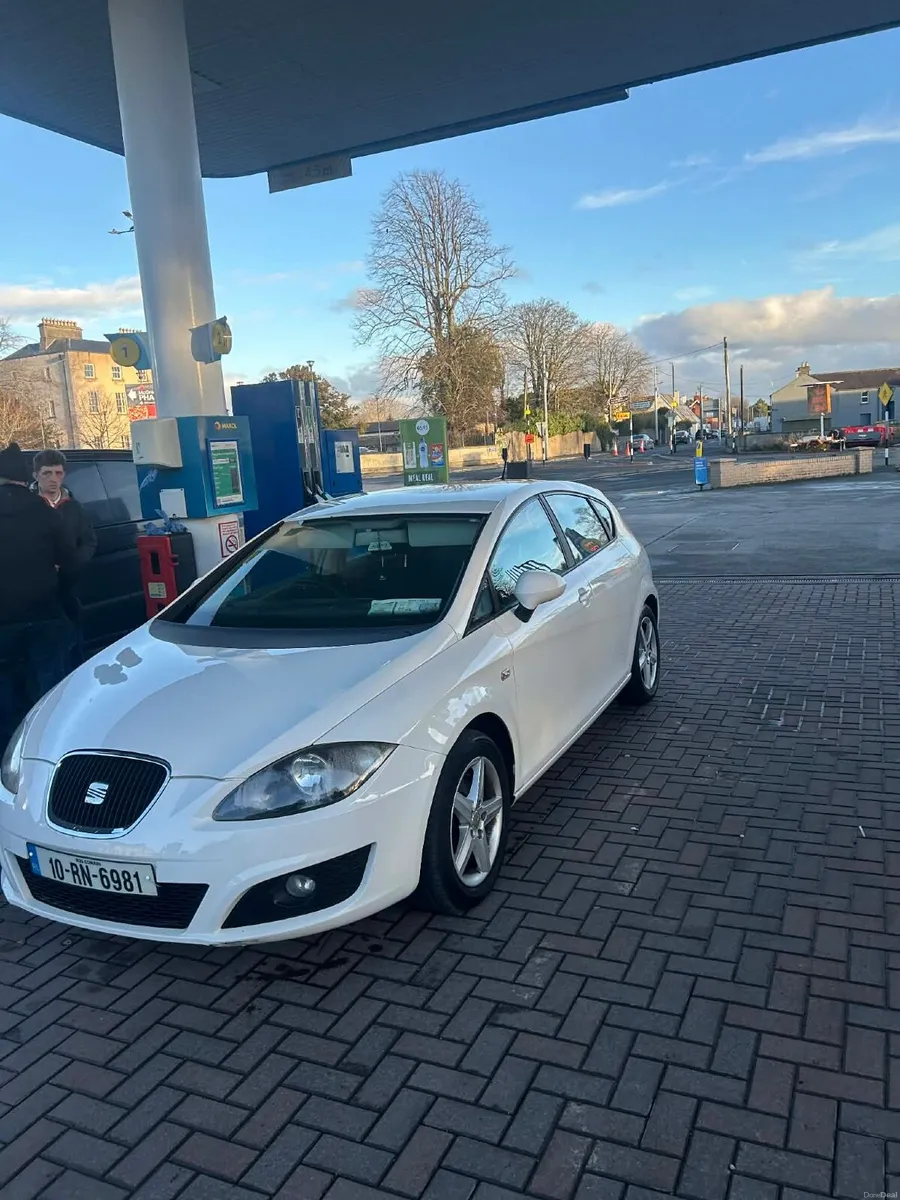 SEAT Leon 2010 - Image 1