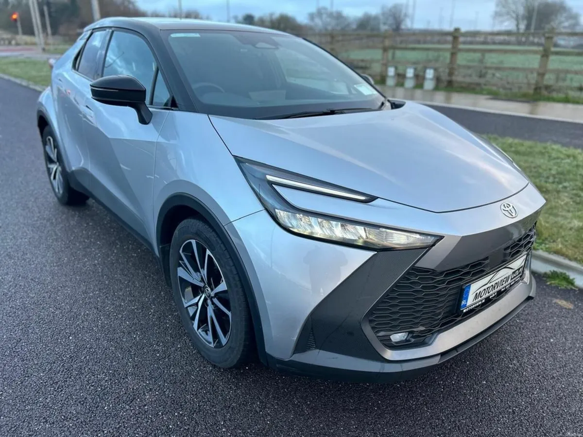 Toyota C-HR Hybrid Sport+ 4DR Auto - Image 4