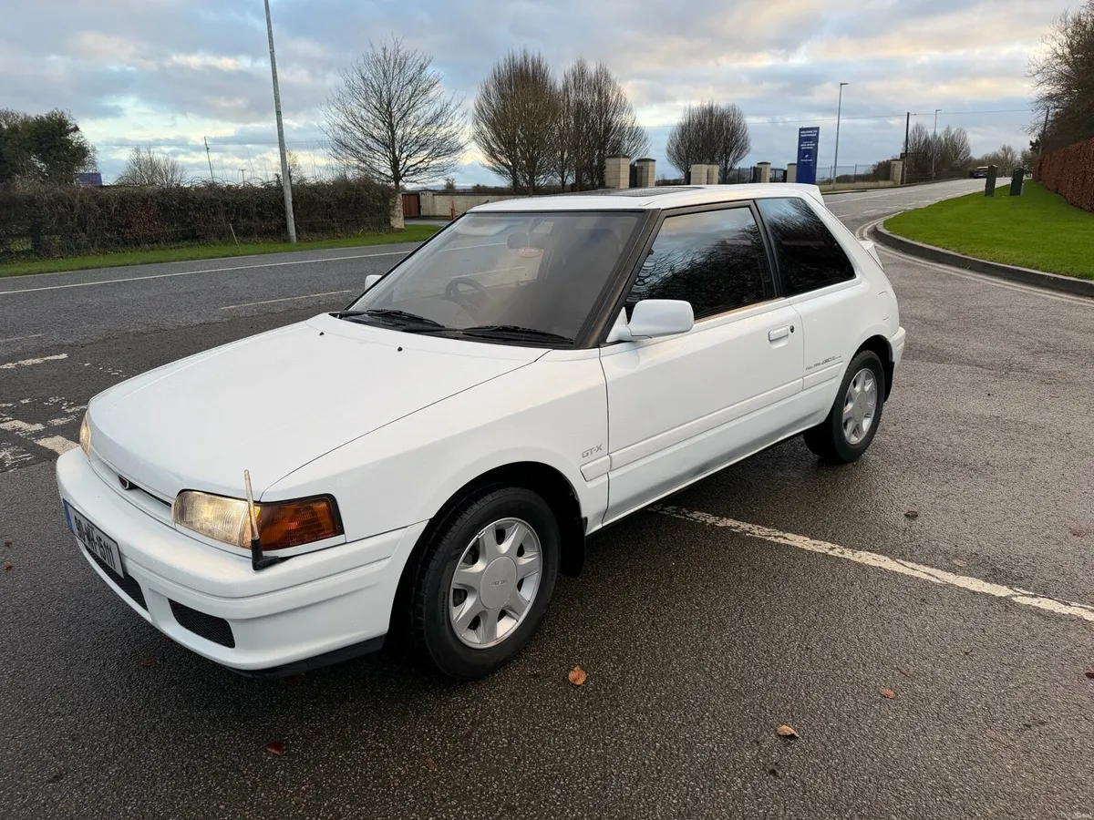 Mazda Familia GTX 1.8 turbo 4x4 - Image 3