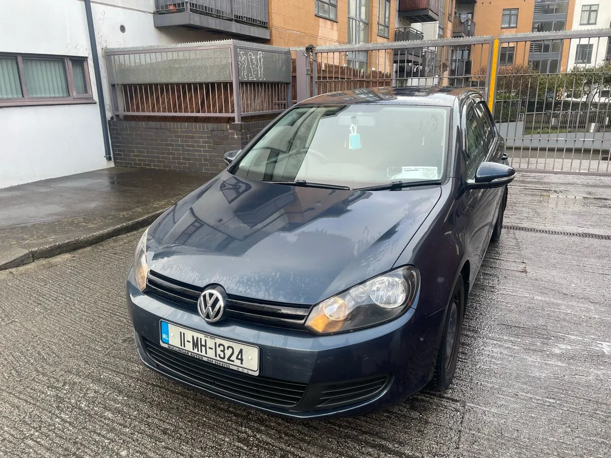 VW Golf Automatic - Image 1