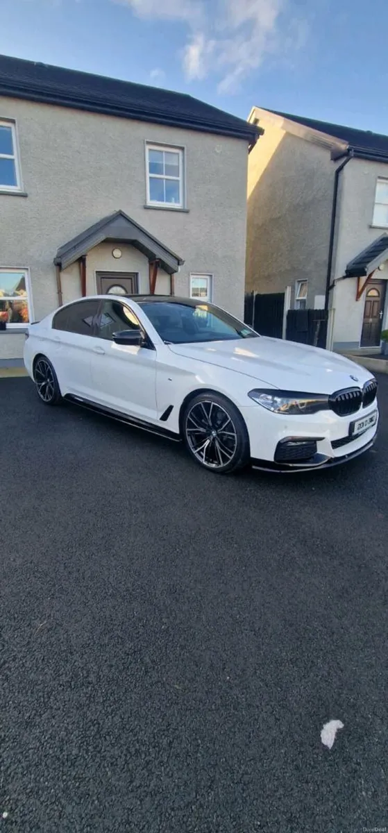 Bmw 520 d , M SPORT - Image 1