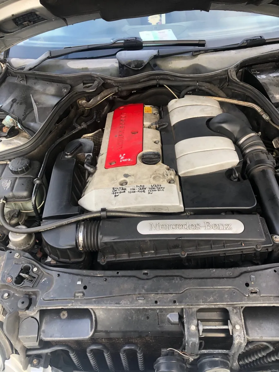 Mercedes-Benz C-Class 2001 - Image 3