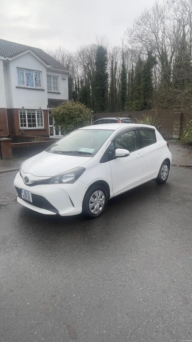 2016 toyota vitz (very low kms) - Image 2