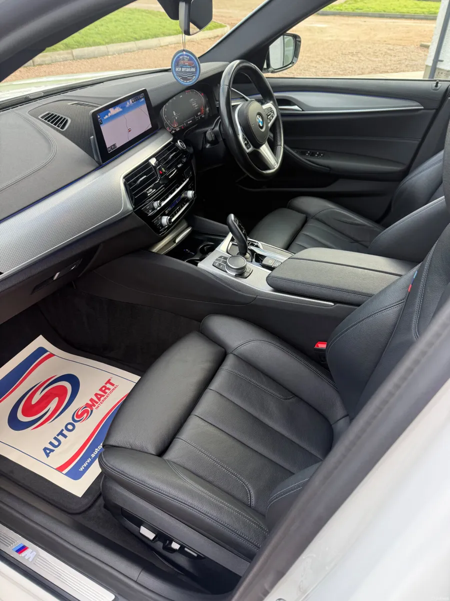 201 BMW 520D M SPORT - Image 3