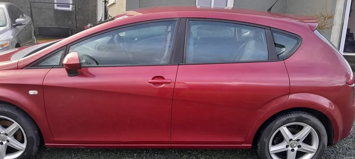 SEAT Leon 2010 (milage km) - Image 2