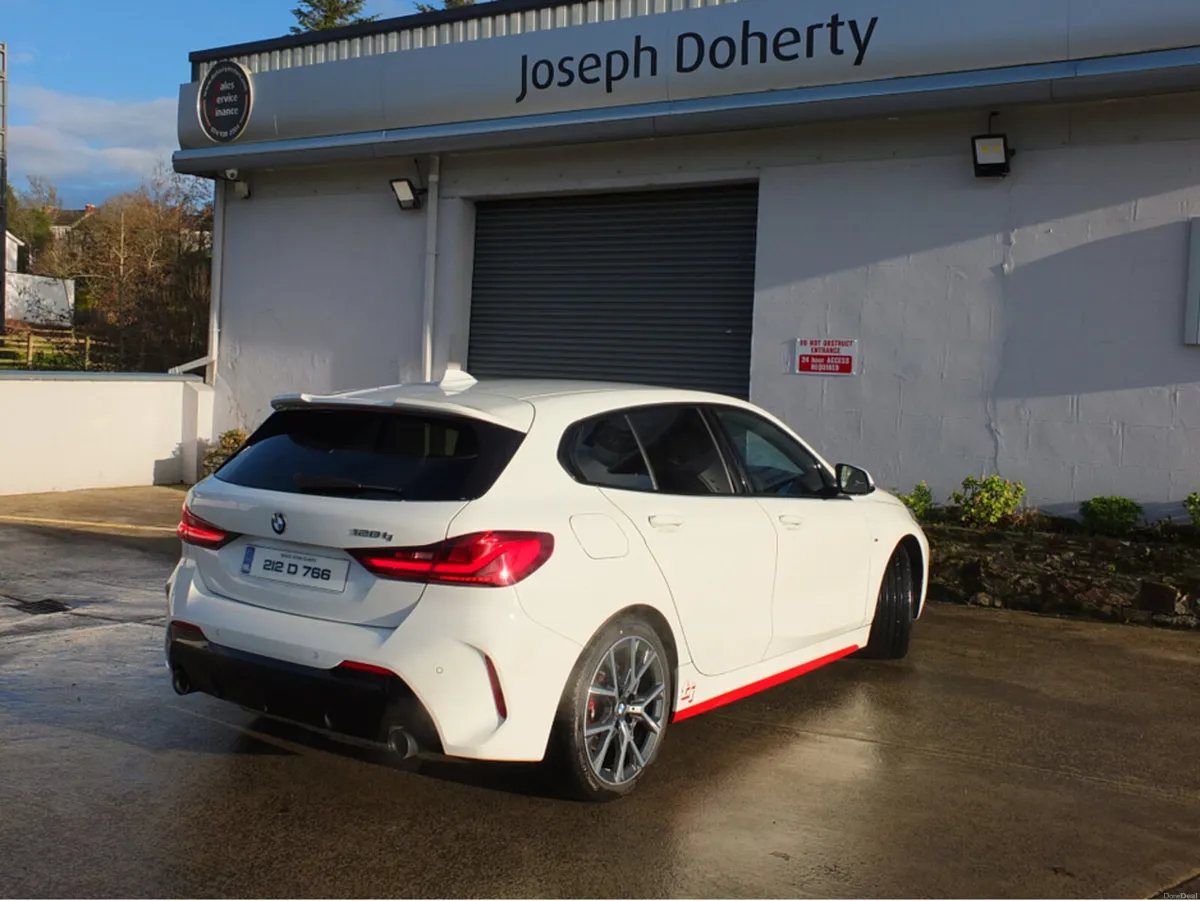 BMW 1 Series 128ti - Image 2