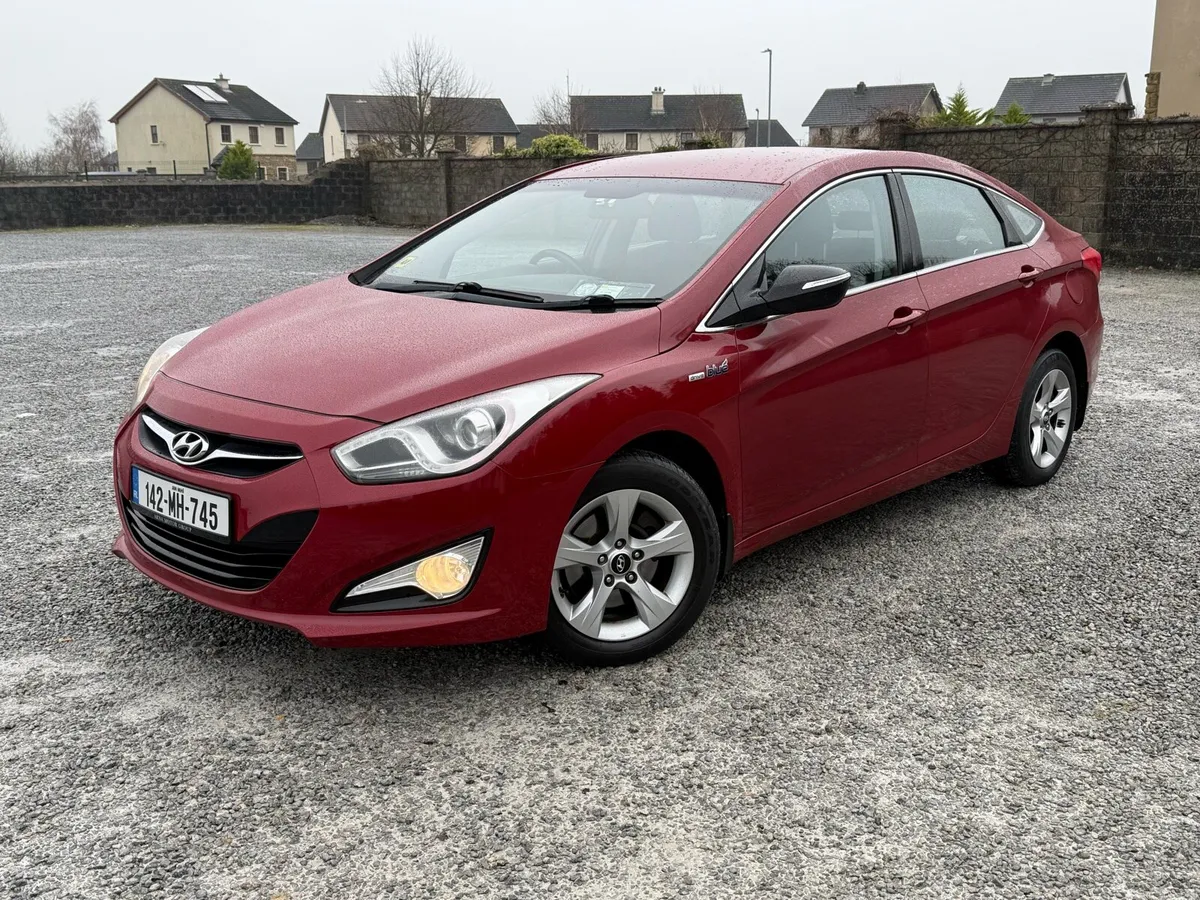 2014 Hyundai i40 Comfort NCT 12/26 - Image 2