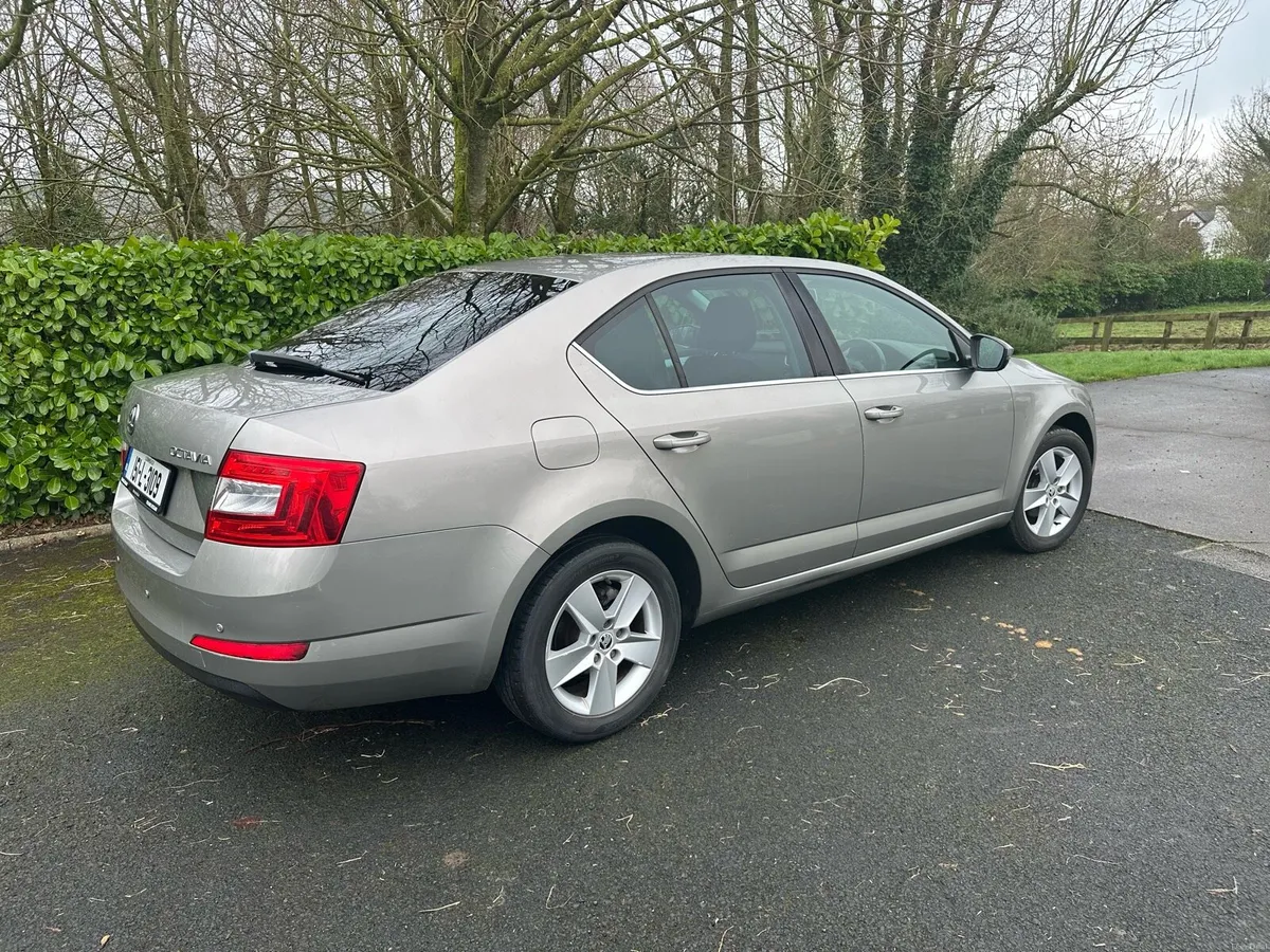 Skoda Octavia - Image 2