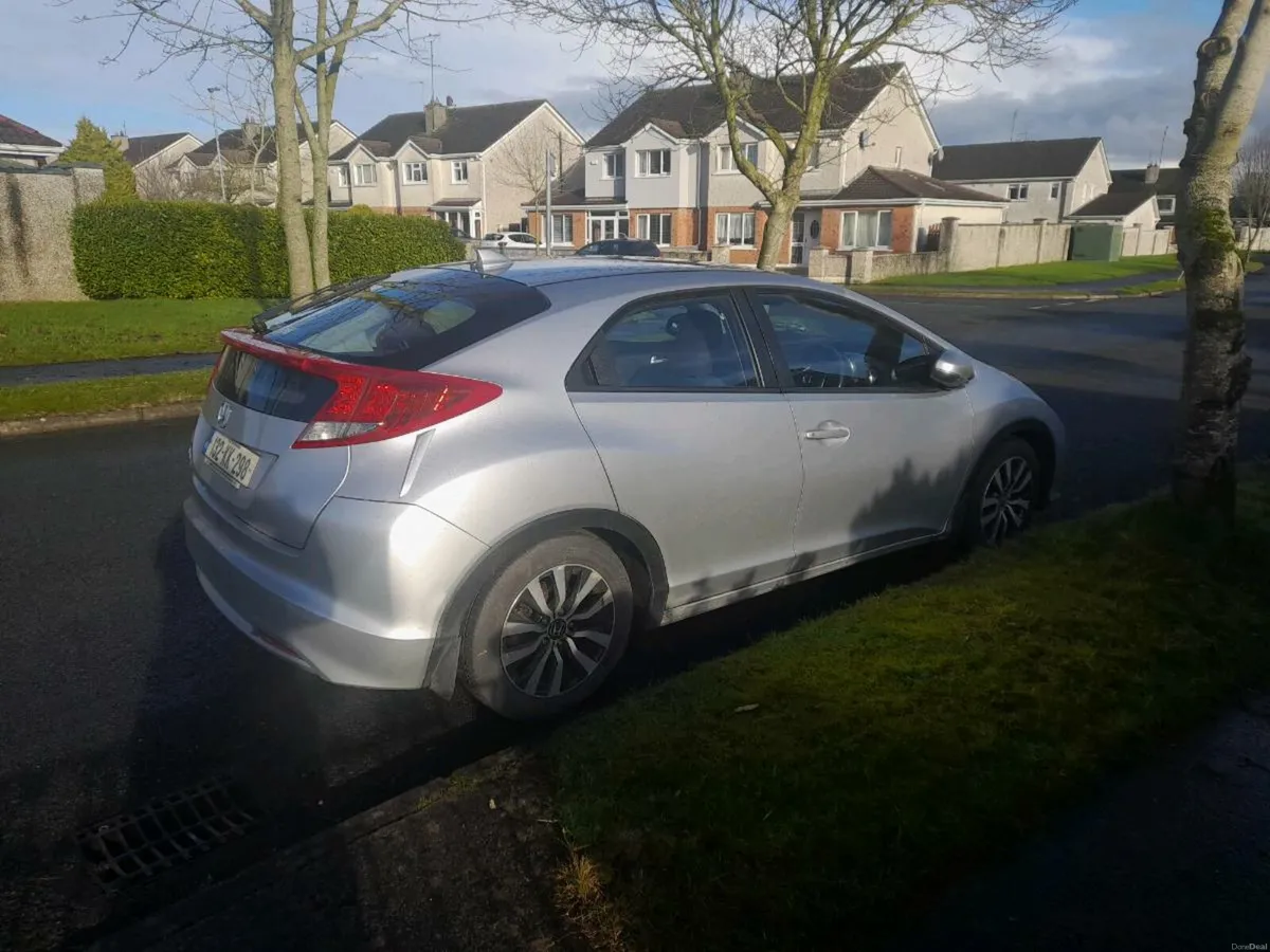 Honda Civic ES 1.6 d-tec 2013 - Image 2