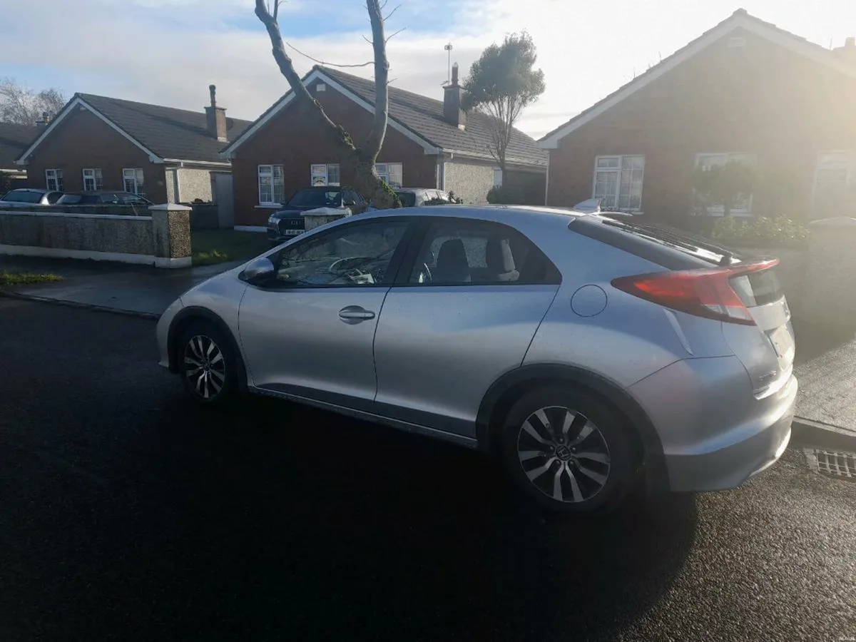 Honda Civic ES 1.6 d-tec 2013 - Image 1