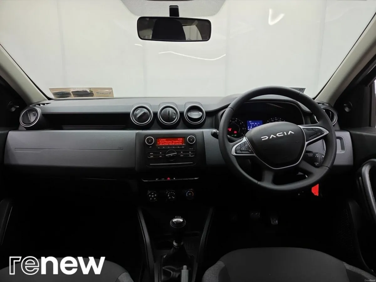 Dacia Duster 1.0 TCe 90 Essential *Scrappage deal - Image 3