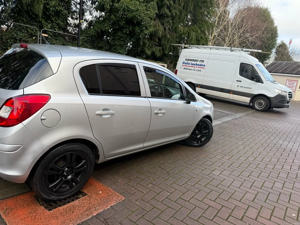 Corsa  09 with nct 10/26 - Image 4