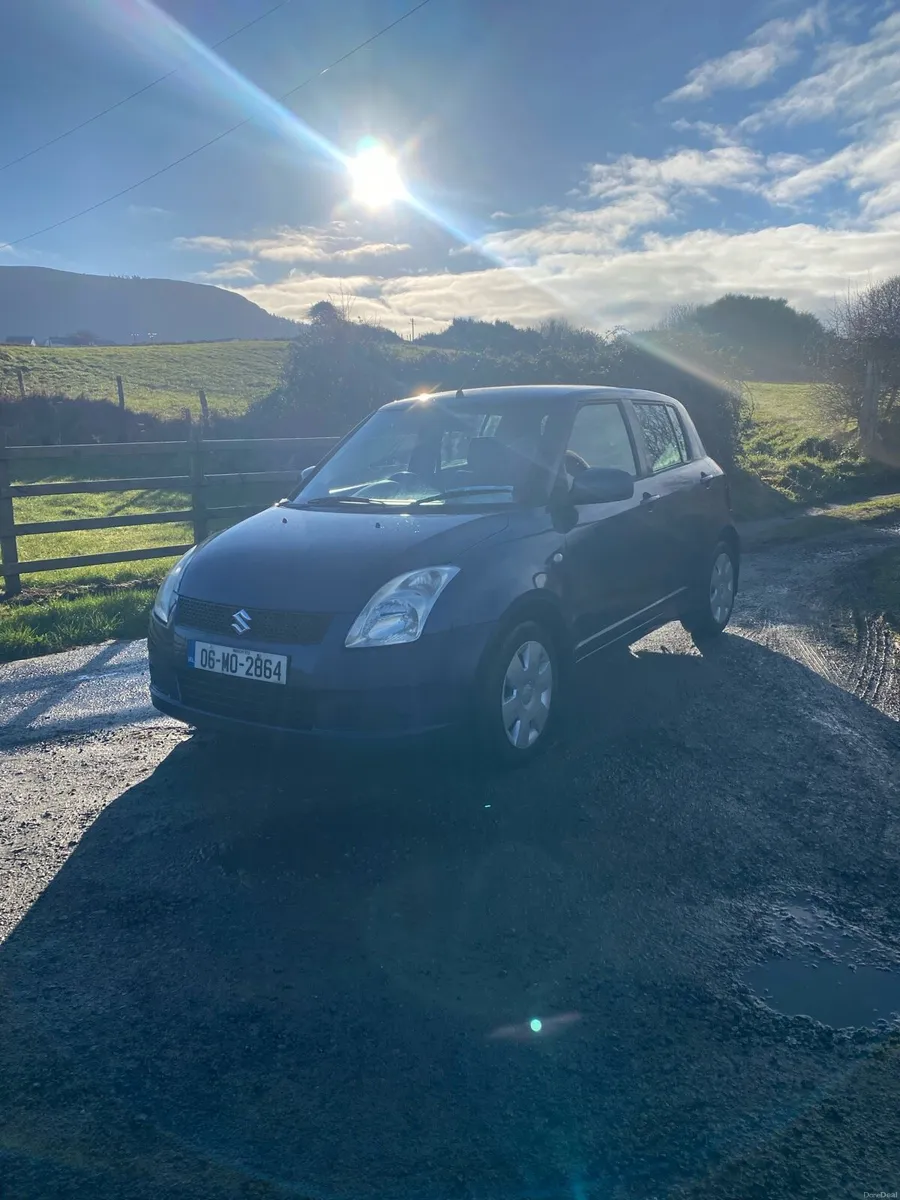 Suzuki Swift *NCT 3/27* *LOW KM* - Image 2