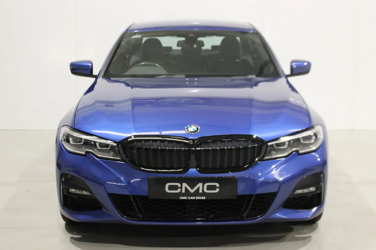 BMW 3-Series 2020 - Image 2