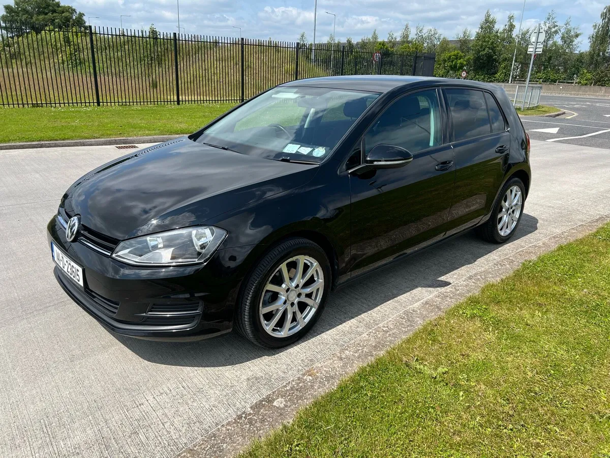 2014 Volkswagen Golf - Image 4