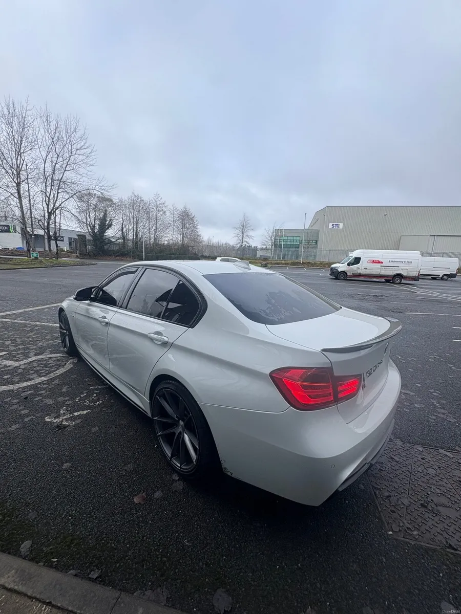 BMW 3-Series 2013 - Image 2