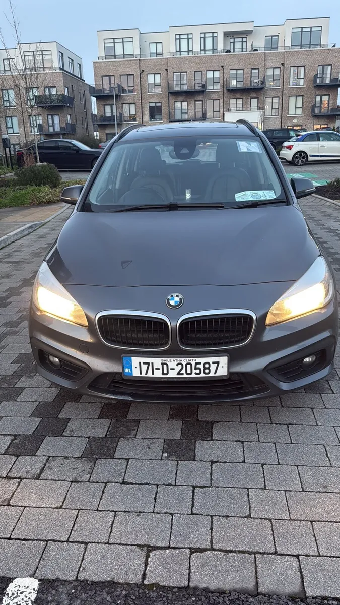 2017 BMW 218 GRAN TOUR 2.0 DIESEL LUX AUTO 7 SEATS - Image 4